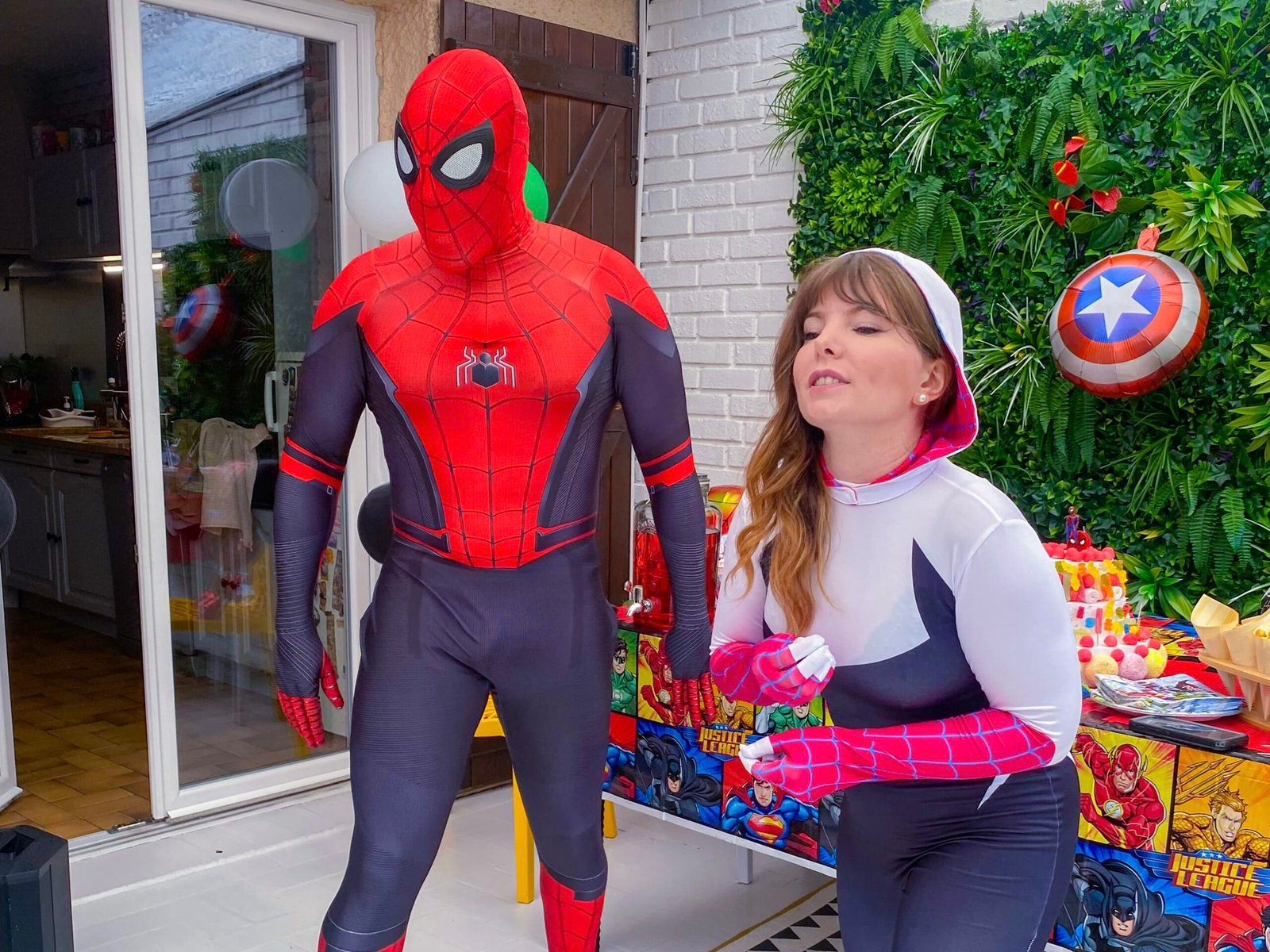 Spider-man mascotte à domicile anniversaire Nancy Mascottes Kids
